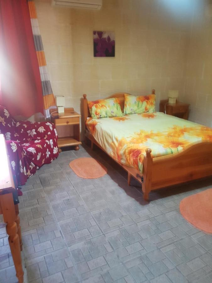 Ta' Karkar Villa Bed And Breakfast 자프라 외부 사진