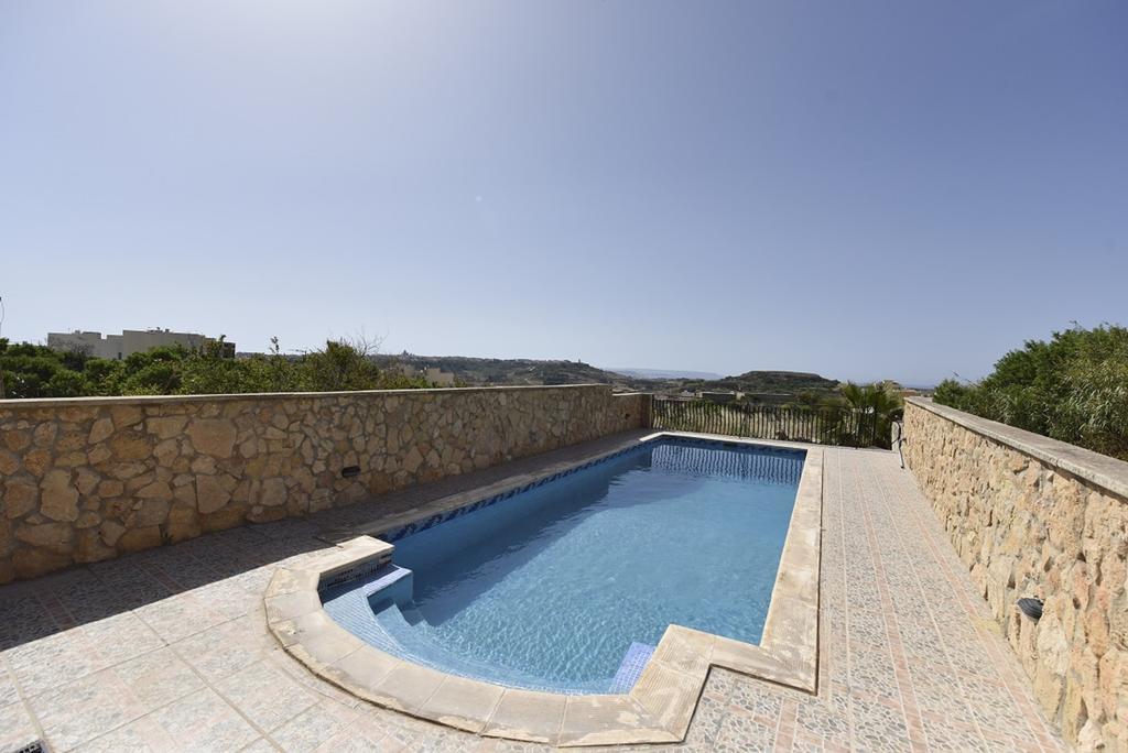 Ta' Karkar Villa Bed And Breakfast 자프라 객실 사진